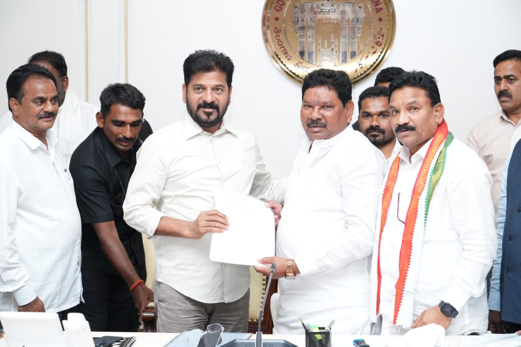 గోండ్ సేవ సమితి రాష్ట్ర అధ్యక్షులు సోయం బాపూరావు