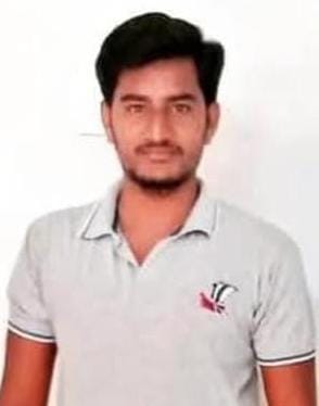 ఆటో అదుపు తప్పి డ్రైవర్ మృతి