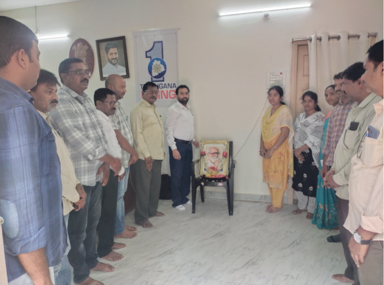 ఆర్డీవో కార్యాలయంలో కాళోజీ జయంతి వేడుకలు