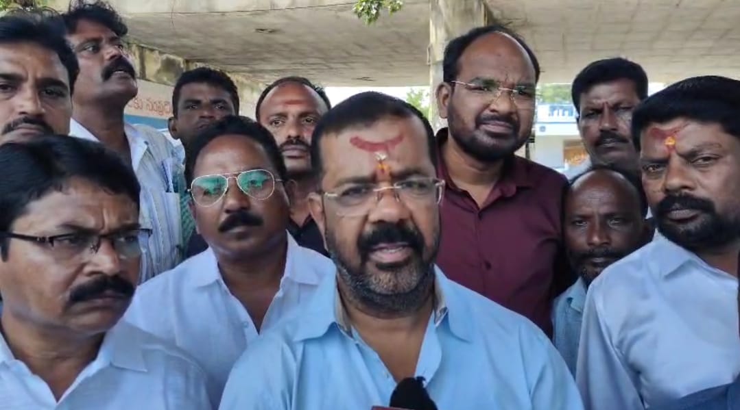 కాజీపేట ఆర్ఓబి పనుల పర్యవేక్షణలో ఎమ్మెల్యే నాయిని