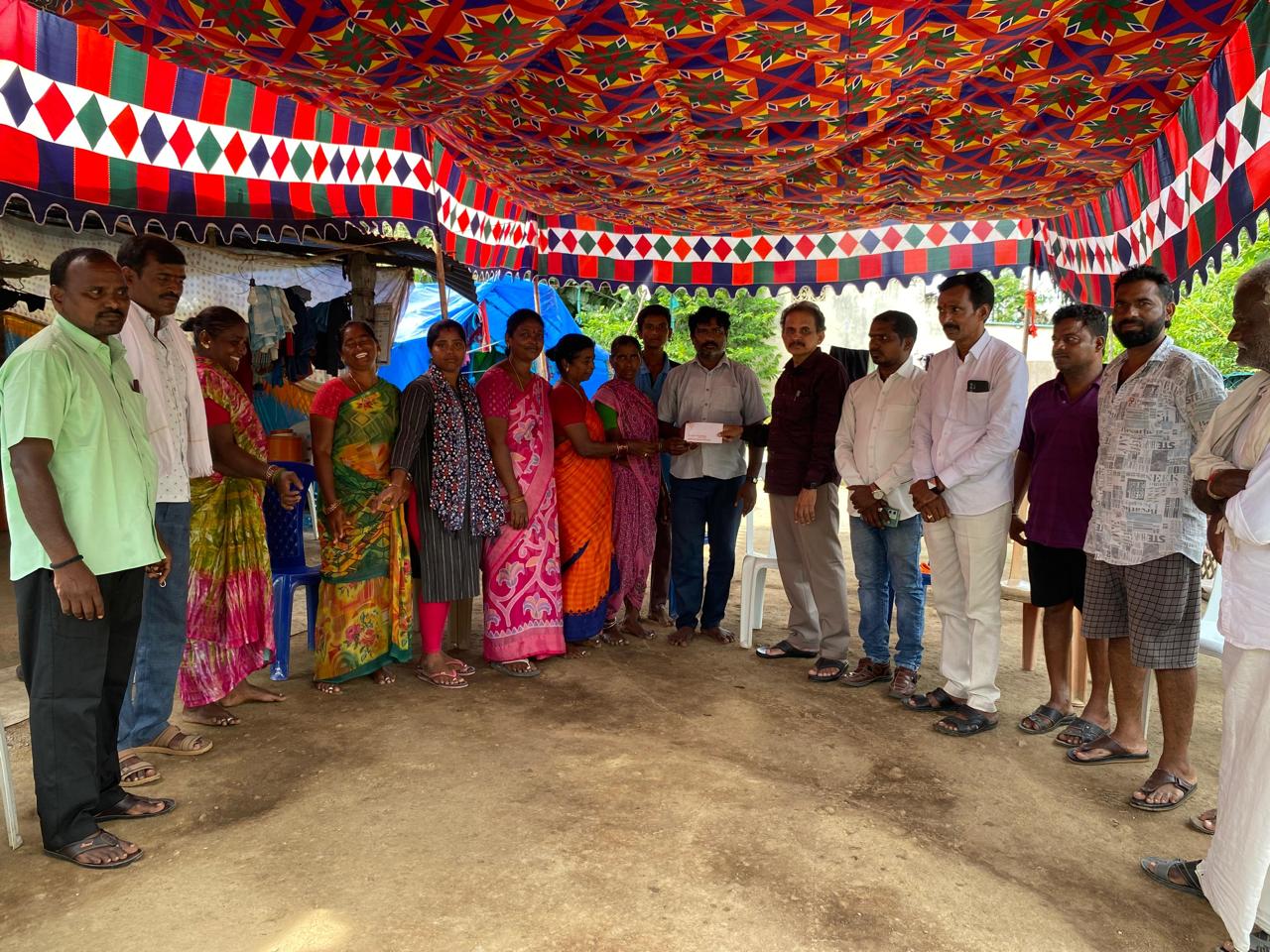మరణించిన కుటుంబాలను పరామర్శించిన బిజెపి నేత పగడాల