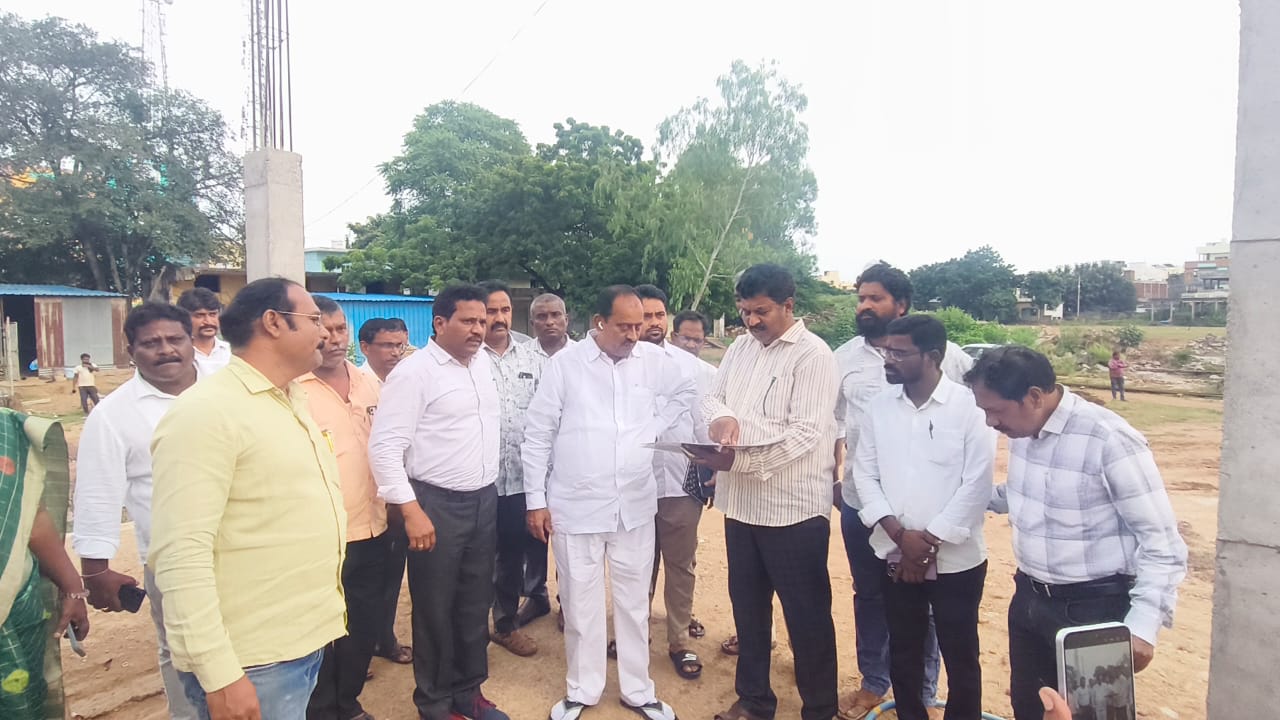 కొత్త ప్రభుత్వ డిగ్రీ కళాశాల పనులు పరిశీలించిన ఎమ్మెల్యే రేవూరి ప్రకాశ్ రెడ్డి | Parkal News | E69NEWS