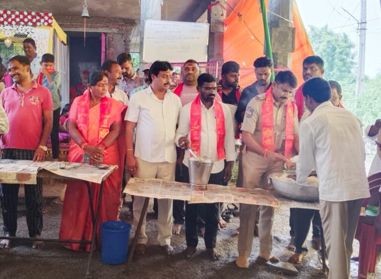 కనకదుర్గమ్మ ఆలయంలో దేవి నవరాత్రుల ఉత్సవాలు