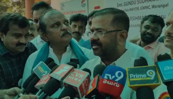 క్రెడాయి ఆధ్వర్యంలో రక్తదాన శిబిరం ప్రారంభం