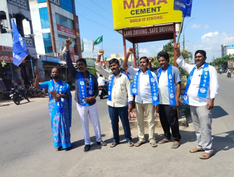 సుప్రీంకోర్టు జడ్జిపై దాడి
