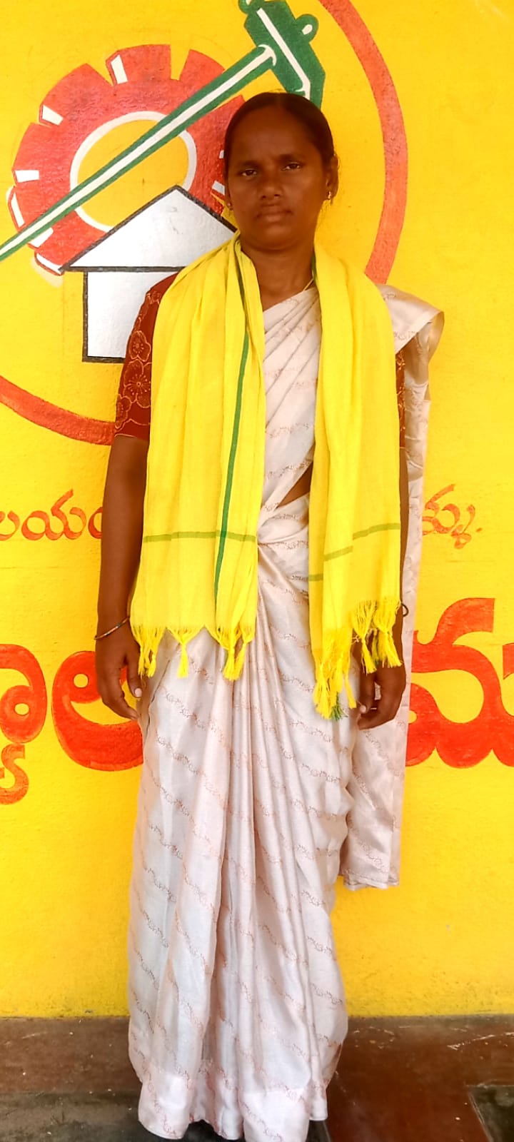 తెలుగుదేశం పార్టీ జడ్పిటిసి అభ్యర్థిగా నారపోగు రాణి