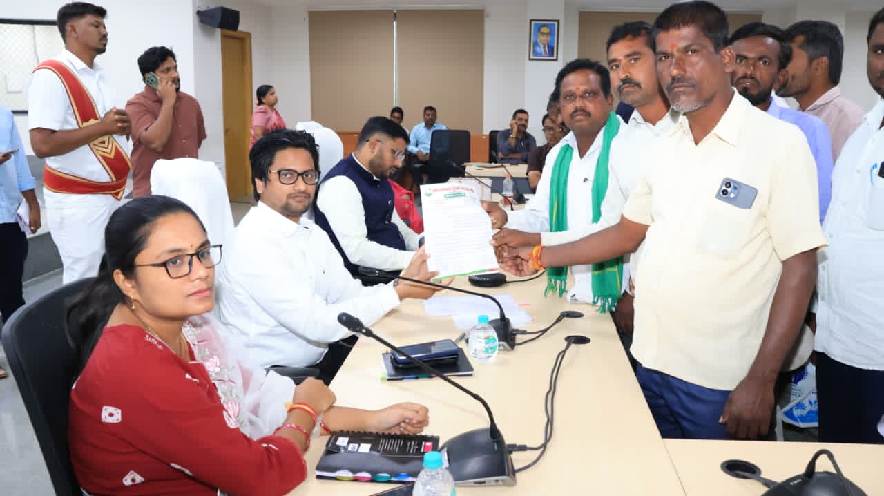 వ్యవసాయ శాఖ అధికారుల నిర్లక్ష్యం