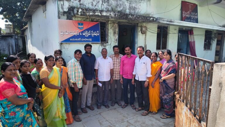 వైన్‌షాప్‌ ఏర్పాటు ఆపాలని కాలనీవాసుల విజ్ఞప్తి