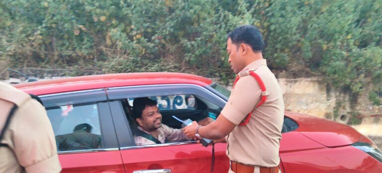 మద్యం సేవించి వాహనం నడపడం చట్టరీత్యా నేరం