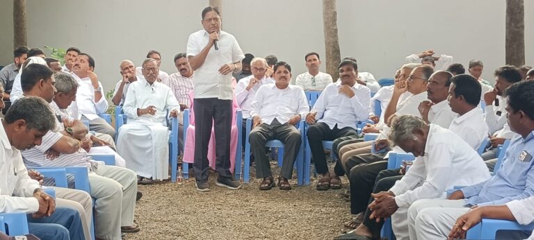 మాజీ ఎమ్మెల్యే రెడ్యానాయక్