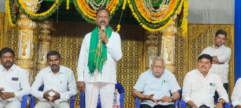 భూపాలపల్లి ఎమ్మెల్యే గండ్ర సత్యనారాయణ రావు