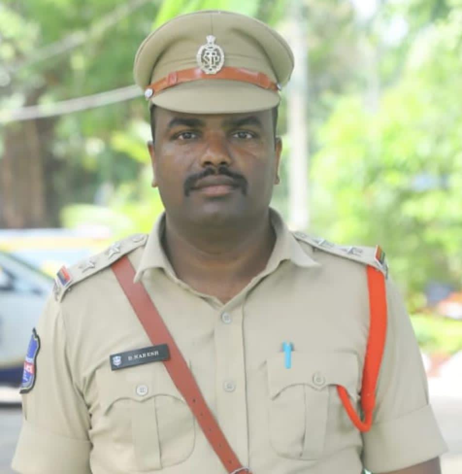 ఎస్సై నరేష్