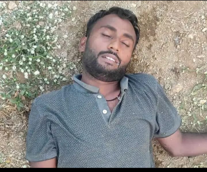 గడ్డి మందు తాగి యువకుడి ఆత్మహత్య