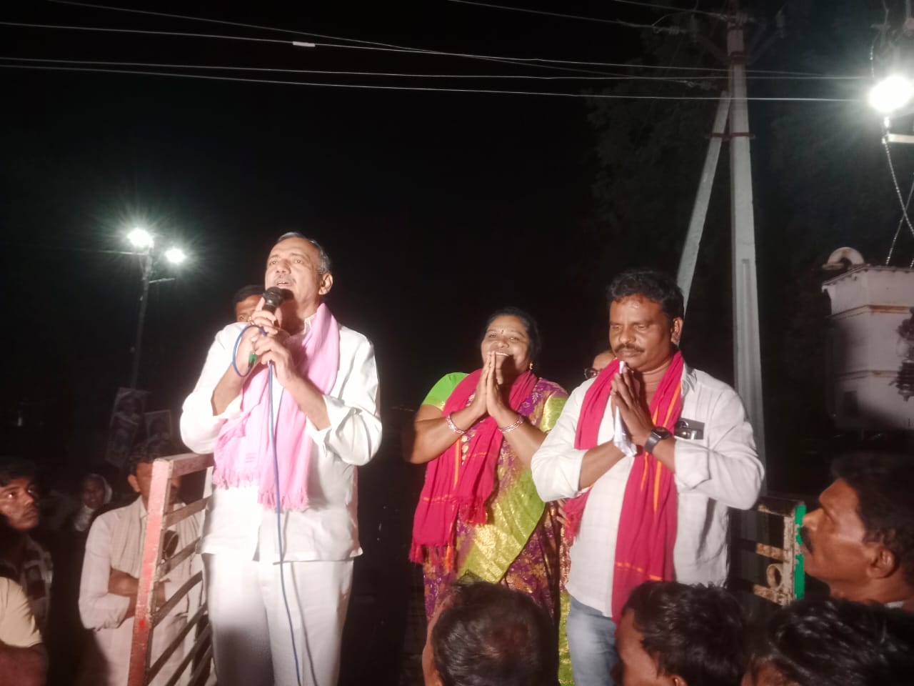 రేగొండలో ప్రజా సంగమ యాత్రకు ప్రజల భారీ స్పందన