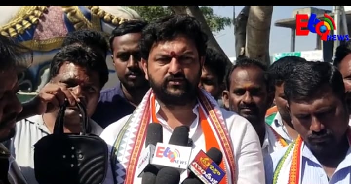 ఊపందుకున్న గ్రామపంచాయతీ ఎన్నికల ప్రచారం