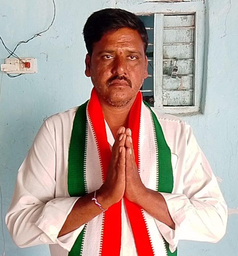 ఒక్క అవకాశం ఇవ్వండి గ్రామాన్ని అభివృద్ధి చేస్తా