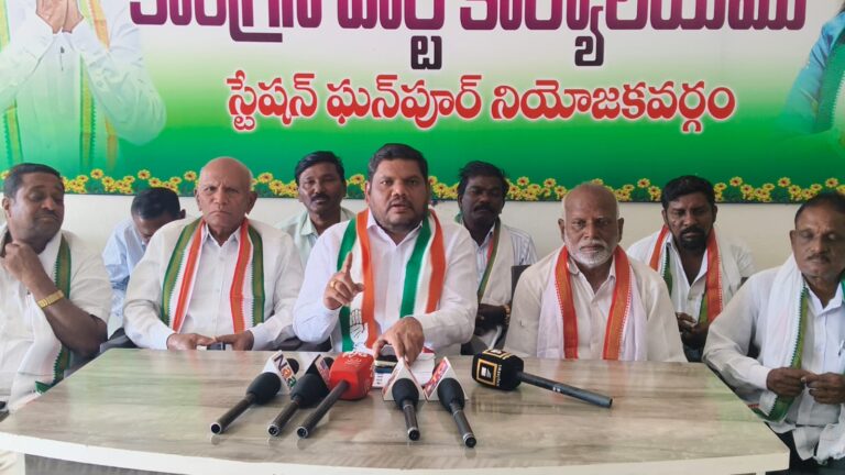 అల్లరి రాజకీయాలకు పాల్పడుతున్న మాజీ ఎమ్మెల్యే