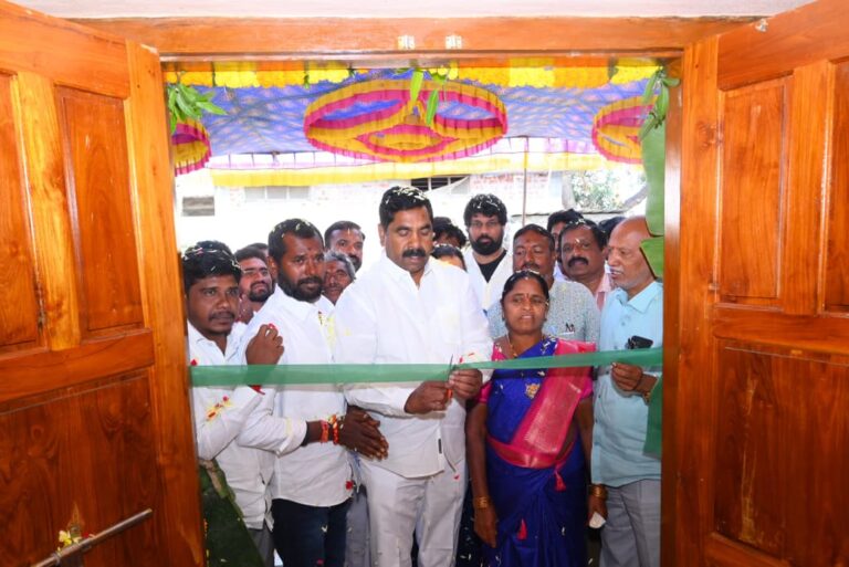 గ్రామపంచాయతీ భవనాన్ని ప్రారంభించిన ఎమ్మెల్యే