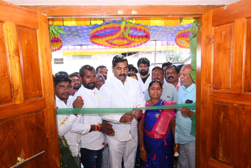 గ్రామపంచాయతీ భవనాన్ని ప్రారంభించిన ఎమ్మెల్యే