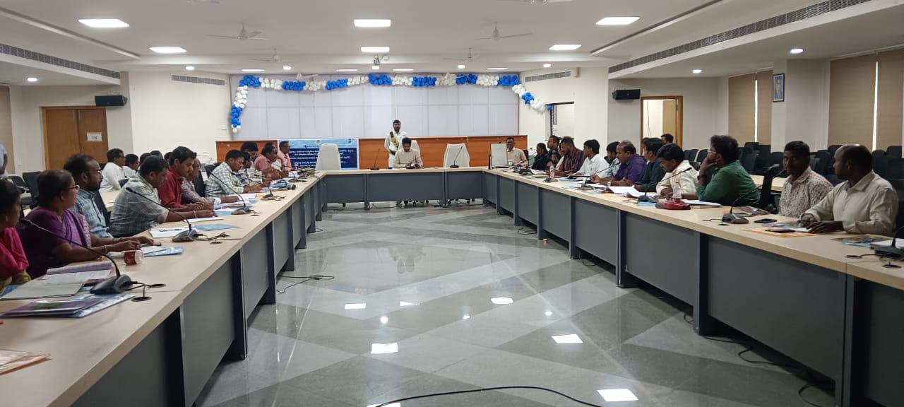 సమాచార హక్కు చట్టం ద్వారా పాలనలో పారదర్శకత,జవాబుదారీతనం పెరుగుతాయి