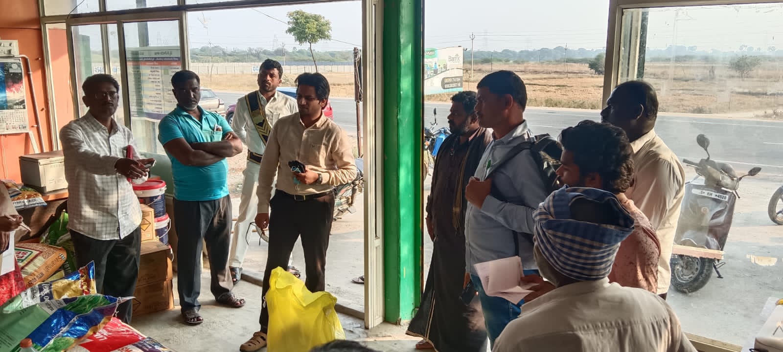 యూరియా బుకింగ్ యాప్ వినియోగంలో జిల్లా రైతులు ముందంజ