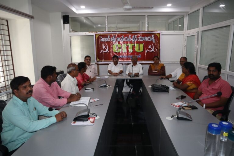 7న జరిగే బహిరంగ సభను జయప్రదం చేయండి.