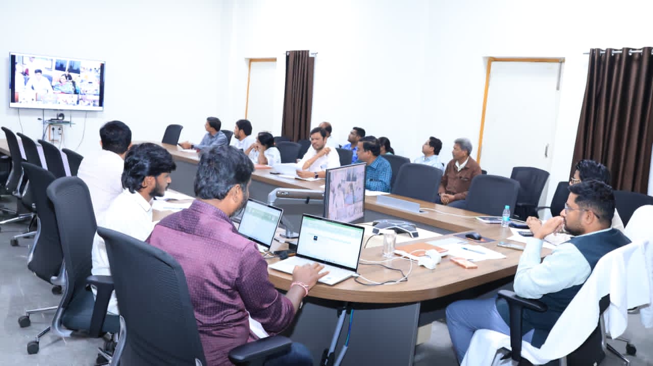 నిర్దేశిత గడువులో ఓటర్ల మ్యాపింగ్ పూర్తి చేయాలి