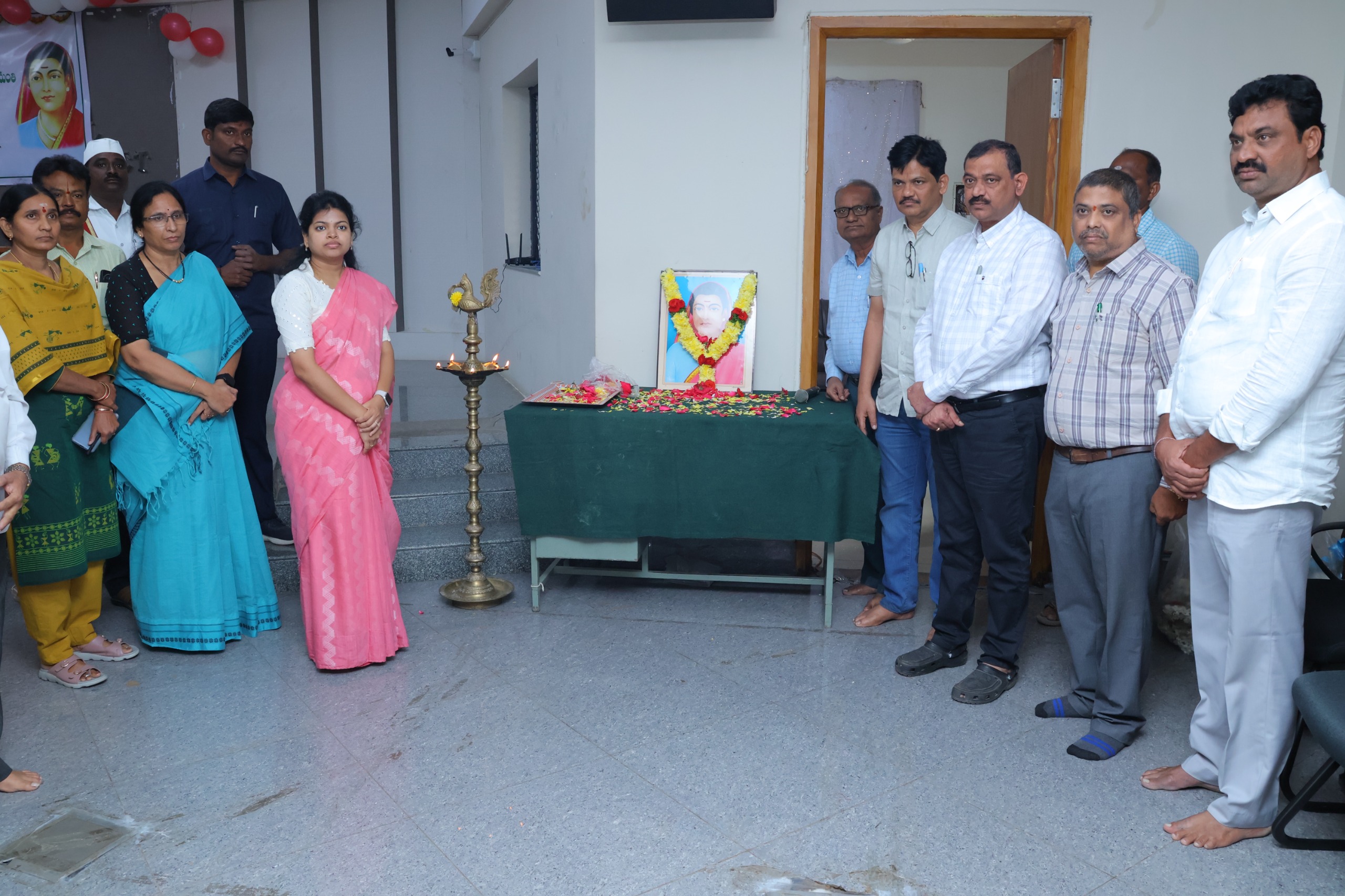 కలెక్టరేట్ లో ఘనంగా సావిత్రిబాయి పూలే జయంతి