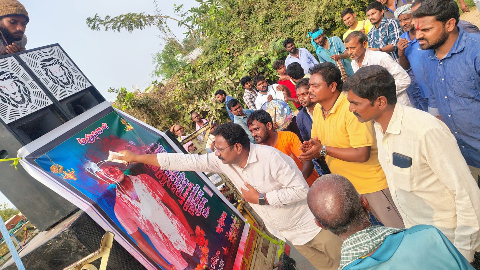 మృతుని కుటుంబాన్ని పరామర్శించిన బీజేపీ జిల్లా అధ్యక్షులు నిషిధర్ రెడ్డి