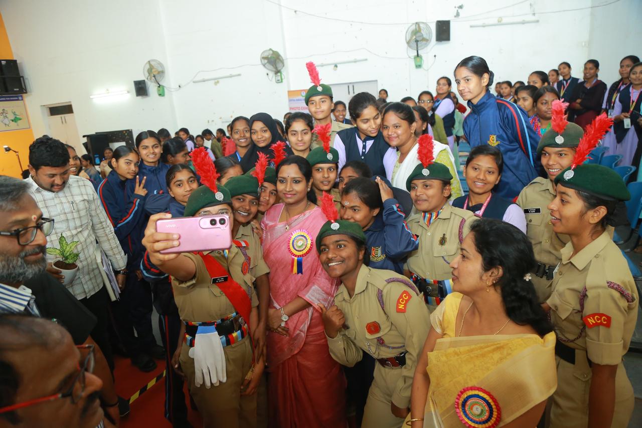 వందేమాతరం 150వ వార్షికోత్సవంలో పాల్గొన్న ఎంపీ డా.కడియం కావ్య