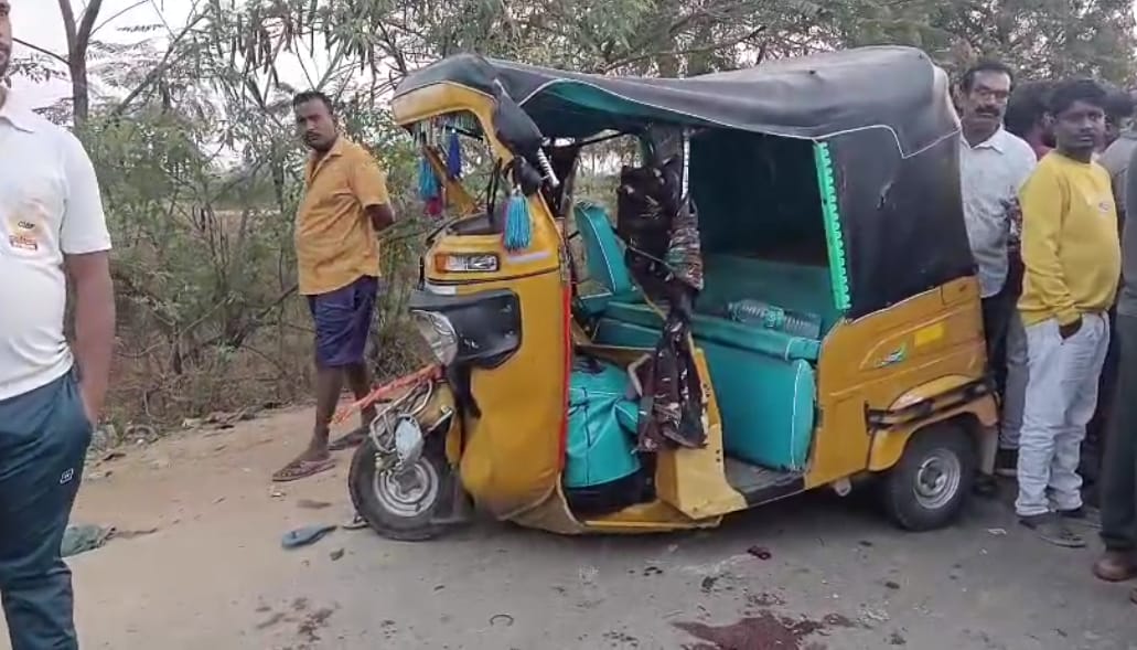 పామునూరు శివారులో ఘోర రోడ్డు ప్రమాదం