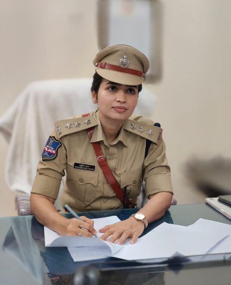 కోడిపందాలు నిర్వహిస్తే కఠిన చర్యలు:ఏసిపి