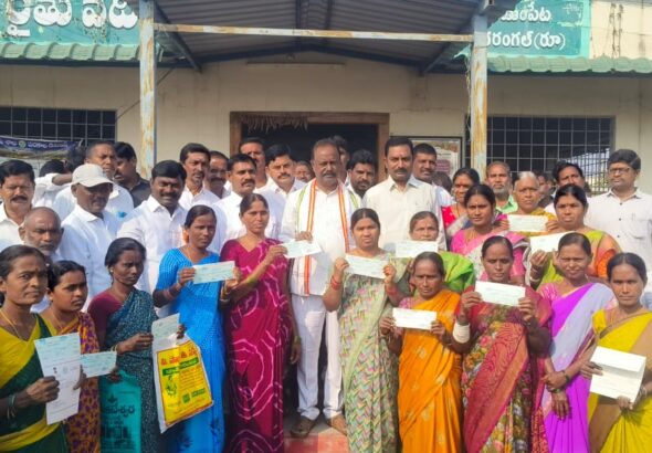 పేద ప్రజల సంక్షేమమే ప్రజా ప్రభుత్వ ప్రధాన లక్ష్యం