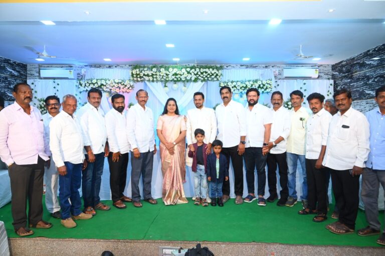 నిశ్చితార్థ కార్యక్రమంలో పాల్గొన్న ఎమ్మెల్యే నాగరాజు