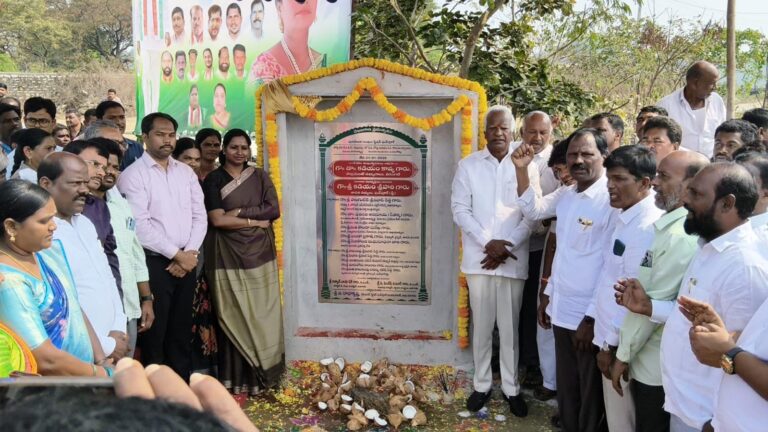 రూ.18 కోట్ల అభివృద్ధి పనులకు శంకుస్థాపన