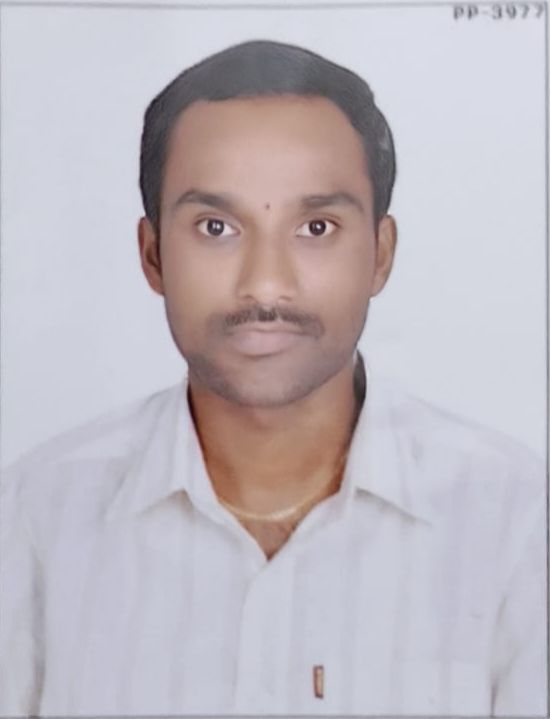 సూర్యోదయంలో పొద్దున పొడి సిందిన పల్లె–తమ్మడపల్లి! రజాకార్లపై పోరు నడిపిన పల్లె–తమ్మడపల్లి! గుత్పాలమెత్తి రజాకార్లను తరిమిన పల్లె–తమ్మడపల్లి! ఈ పల్లె గుత్పాల తమ్మడపల్లెగా పేరును గాంచిన ధీరభూమి,పోరుబాటనే నేర్పిన పల్లె–తమ్మడపల్లి! చాకలి ఐలమ్మకు తోడుగా నిలిచిన పల్లె–తమ్మడపల్లి! రజాకార్లపై రణం నడిపిన పోరాట పల్లె–తమ్మడపల్లి! కమ్యూనిస్టు యోధులను కన్న ధైర్యపు గర్భం–తమ్మడపల్లి! అన్యాయాన్ని ఎదిరించి న్యాయాన్ని గెలిపించిన పల్లె–తమ్మడపల్లి! కవులు,కళాకారులు వికసించిన ఈ పల్లె,ఉద్యమాల పాఠం నేర్పిన పల్లె–తమ్మడపల్లి! ఎందరో యోధులను కన్న ఈ పల్లె,ఎర్రమందారంలో విరబూసిన కమ్యూనిస్టుల నేల,అమరులై స్వప్నమై కలలుగా నిలిచిన పల్లె–తమ్మడపల్లి! కష్టజీవుల అండగా,బ్రతుకు తెరువుకోసం పోరాడిన,శ్రమజీవులకై నిలబడ్డ పోరాట పల్లె-తమ్మడపల్లి! దొంతురి సంతోష్ కుమార్-తమ్మడపల్లి జి-జఫర్ఘఢ్ మండలం-జనగామ జిల్లా