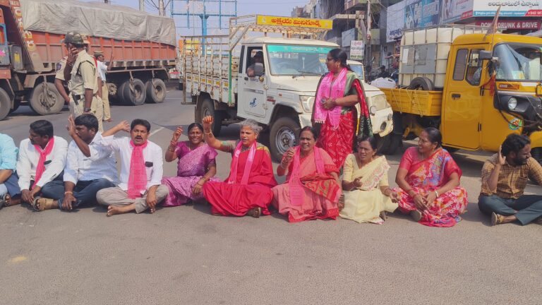 సింగరేణి అవినీతి పై బీఆర్‌ఎస్ పార్టీ గళమెత్తింది