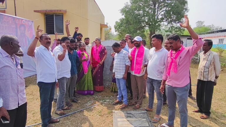 కాంగ్రెస్ ప్రభుత్వ తీరుపై తీవ్ర ఆగ్రహం