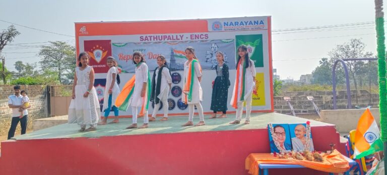 నారాయణలో రాజ్యాంగ విలువల గూర్చి బోధన