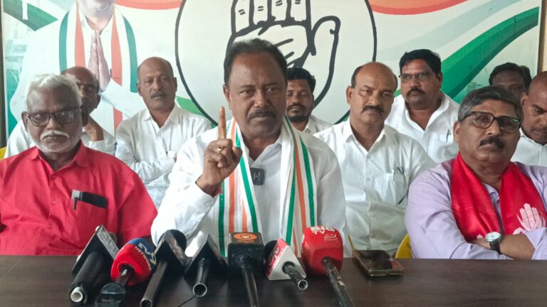 జయశంకర్ జిల్లా మారుతుందన్న దుష్ప్రచారాన్ని మానుకోవాలి