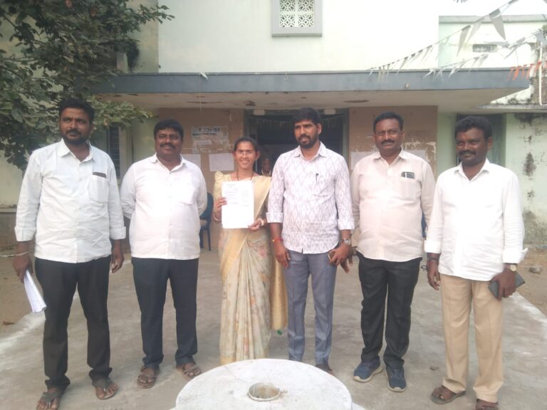 మున్సిపాలిటీలో రెండవ రోజు నామినేషన్లు దాకలు