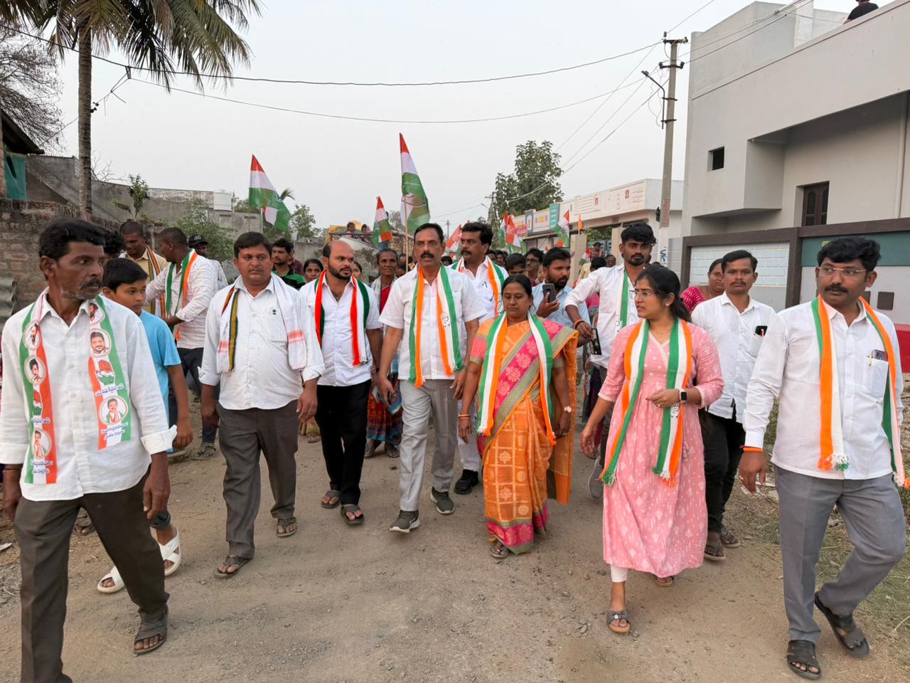 8వ వార్డులో దూసుకు పోతున్న కాంగ్రెస్