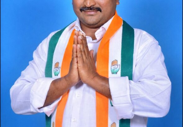 పంపు ఆపరేటర్ కౌన్సిలర్ గా ప్రమాణ స్వీకారం చేసిన వేళ