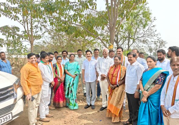 ఎంపీ కడియం కావ్యకు వేం నరేందర్ రెడ్డి అభినందనలు