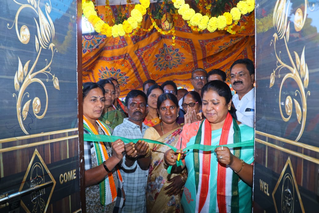 ఇందిరమ్మ ఇళ్లు ప్రారంభం చేసిన ఎమ్మెల్యే మట్టా