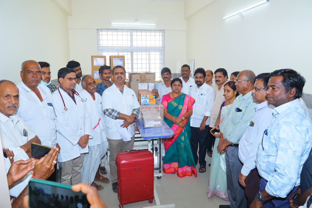 ప్రభుత్వ ఏరియా ఆసుపత్రిని పరిశీలించిన ఎమ్మెల్యే