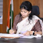 మహబూబాబాద్ జిల్లా నూతన కలెక్టర్ గా స్నేహ శభరీష్