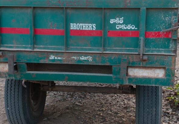 అక్రమ ఇసుక రవాణాపై పోలీసుల చర్యలు