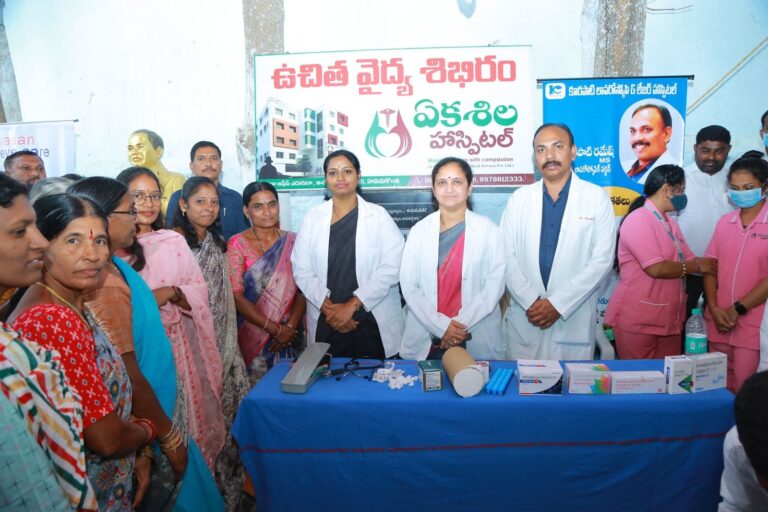 మెగా ఉచిత వైద్య శిబిరాన్ని ప్రారంభించిన వరంగల్ ఎంపీ