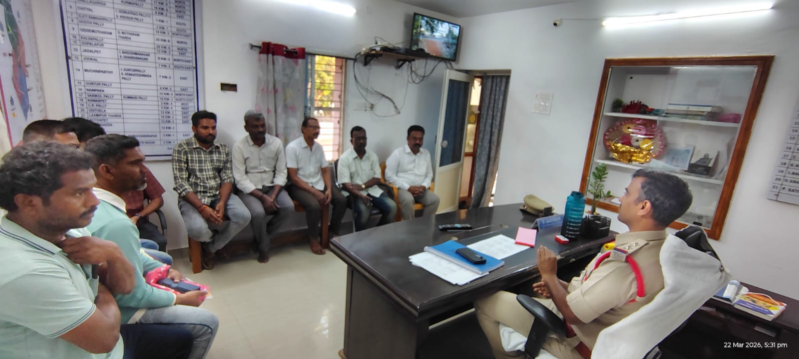 మైనర్లకు పొగాకు విక్రయిస్తే కఠిన చర్యలు